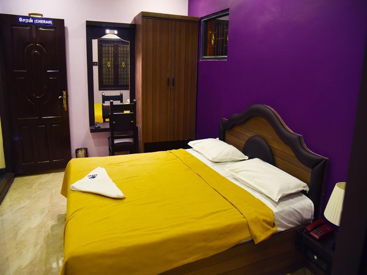 Subra Residency Aparthotel กุมพาโกนัม ภายนอก รูปภาพ